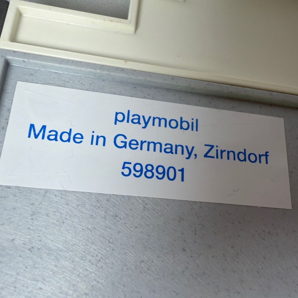 Playmobil 6865 School House - Vintage, Rare, Retired - Picture 11 of 11